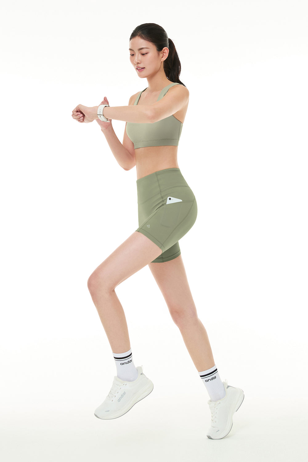 Airywin Short Leggings with Pockets