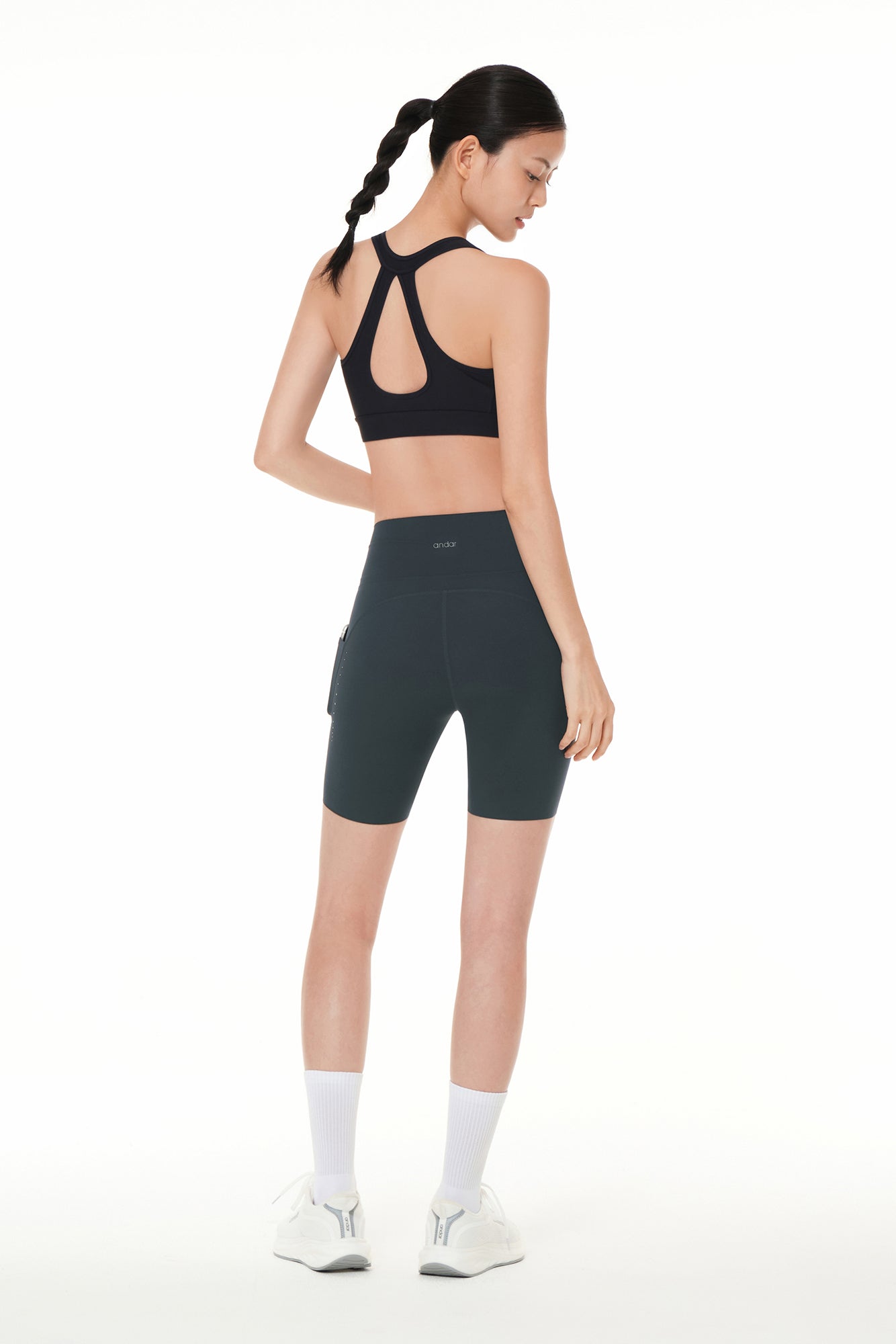 Running Front-Zip Bra